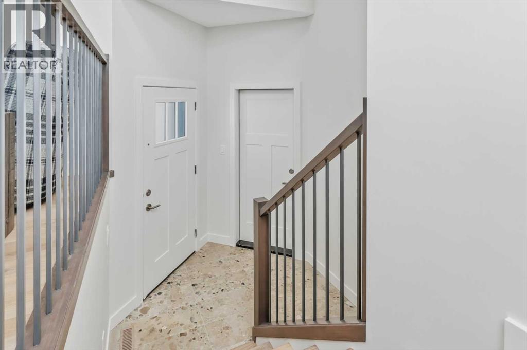 42 Tarzwell Avenue, Red Deer, Alberta  T4P 0Y9 - Photo 4 - A2276060