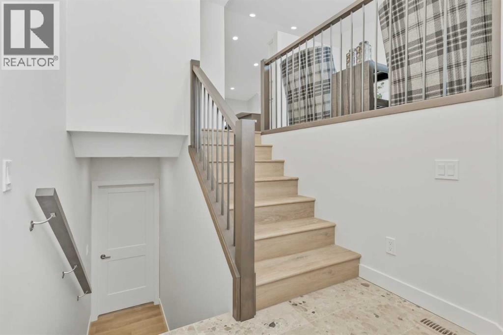 42 Tarzwell Avenue, Red Deer, Alberta  T4P 0Y9 - Photo 3 - A2276060