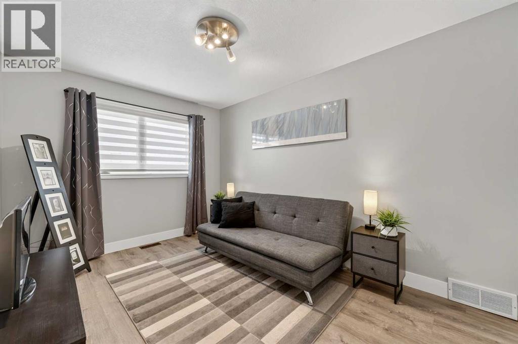 140 Citadel Park Nw, Calgary, Alberta  T3G 3Y1 - Photo 7 - A2297190