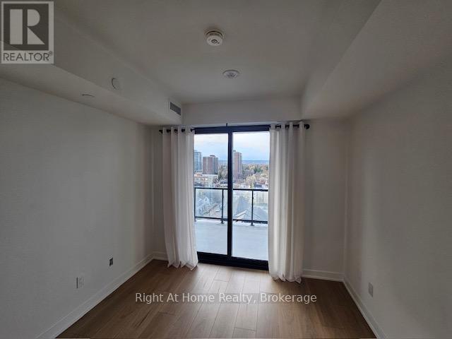 810 - 2075 Lakeshore Road, Burlington, Ontario  L7R 0H3 - Photo 3 - W13044292