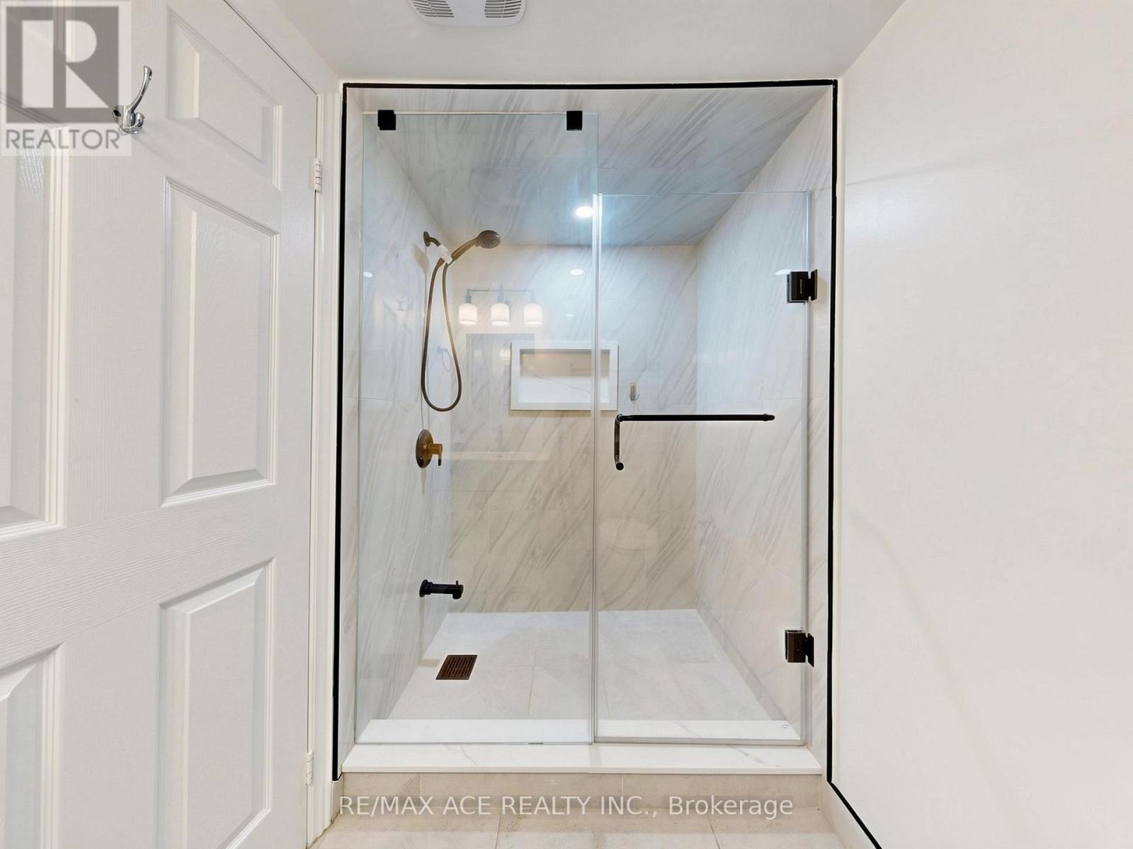 14 - 660b Wellington Street W, Toronto, Ontario  M5V 1G4 - Photo 17 - C13040974