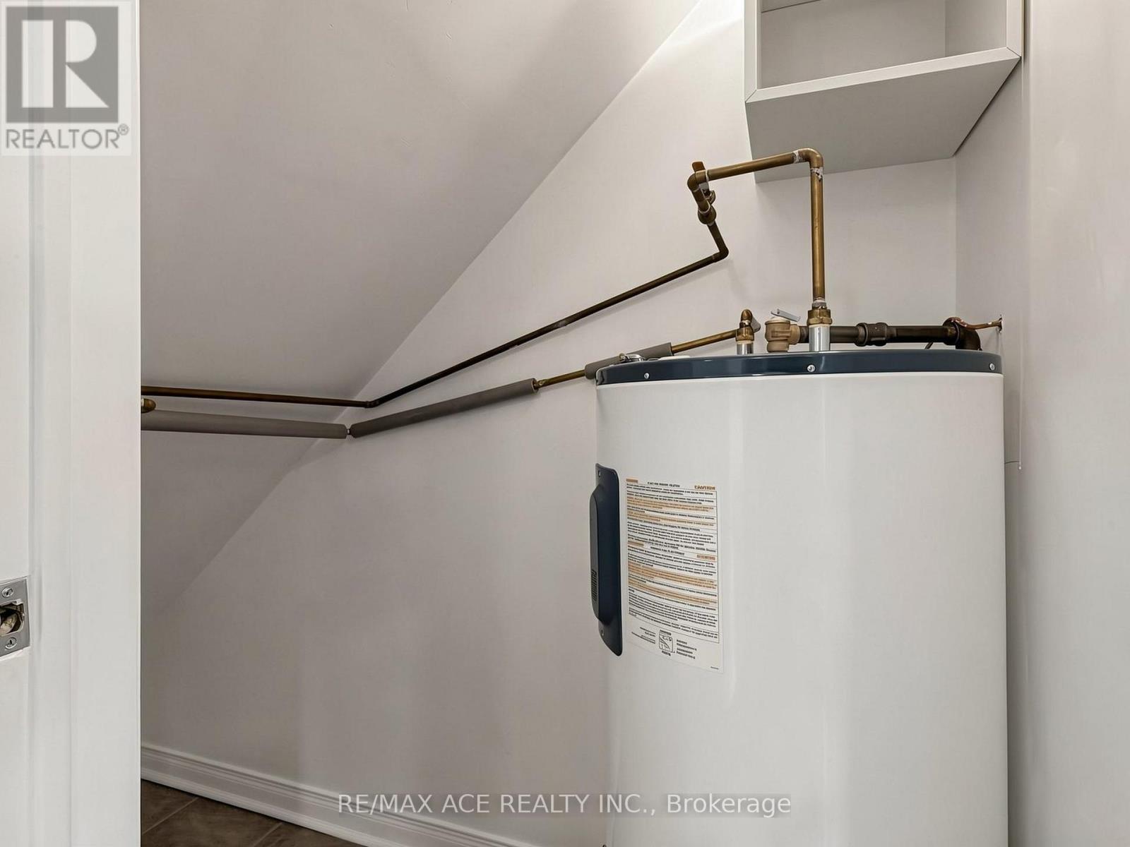 14 - 660b Wellington Street W, Toronto, Ontario  M5V 1G4 - Photo 19 - C13040974