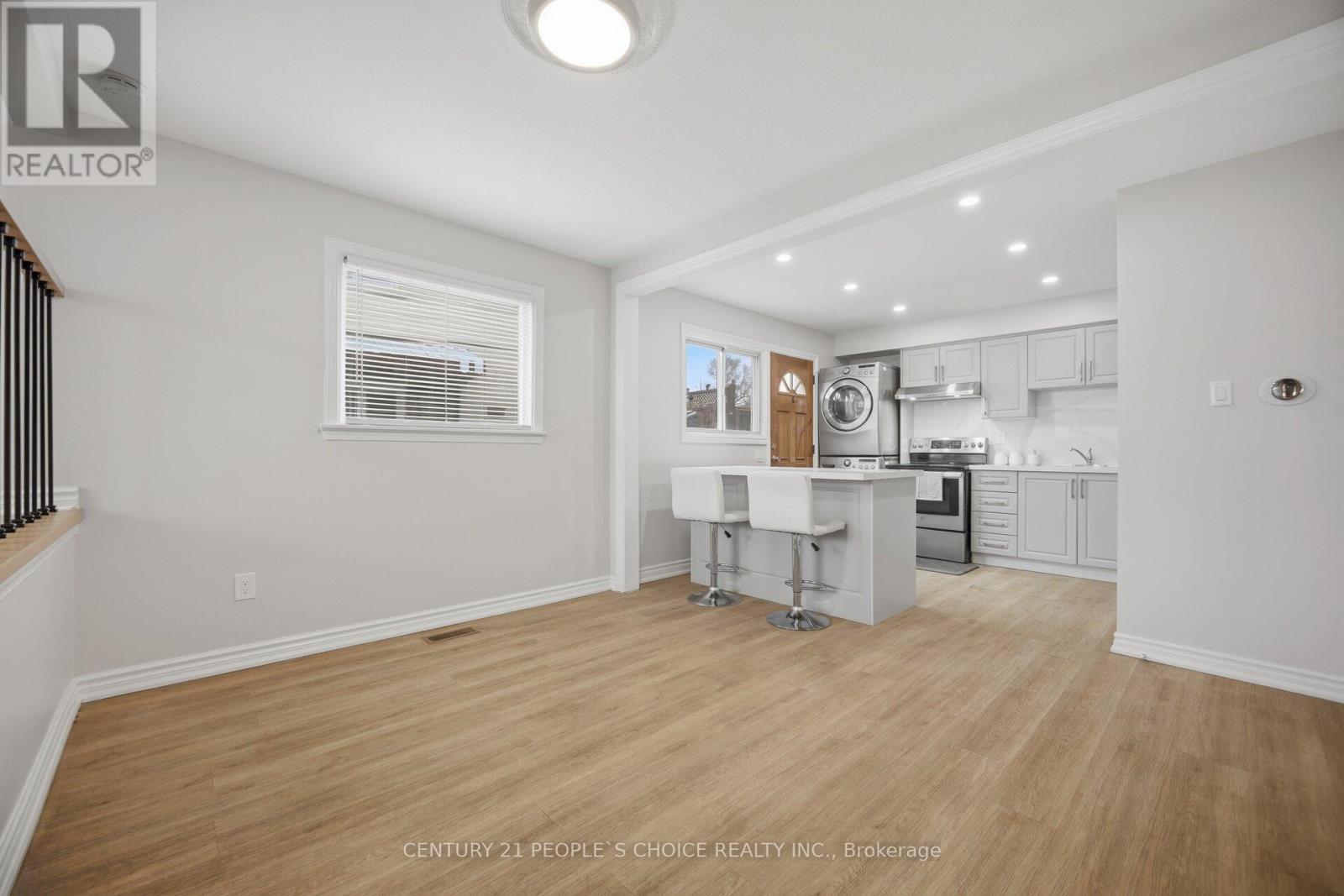 39 Waterbury Drive, Toronto, Ontario  M9R 3Y1 - Photo 17 - W13043440