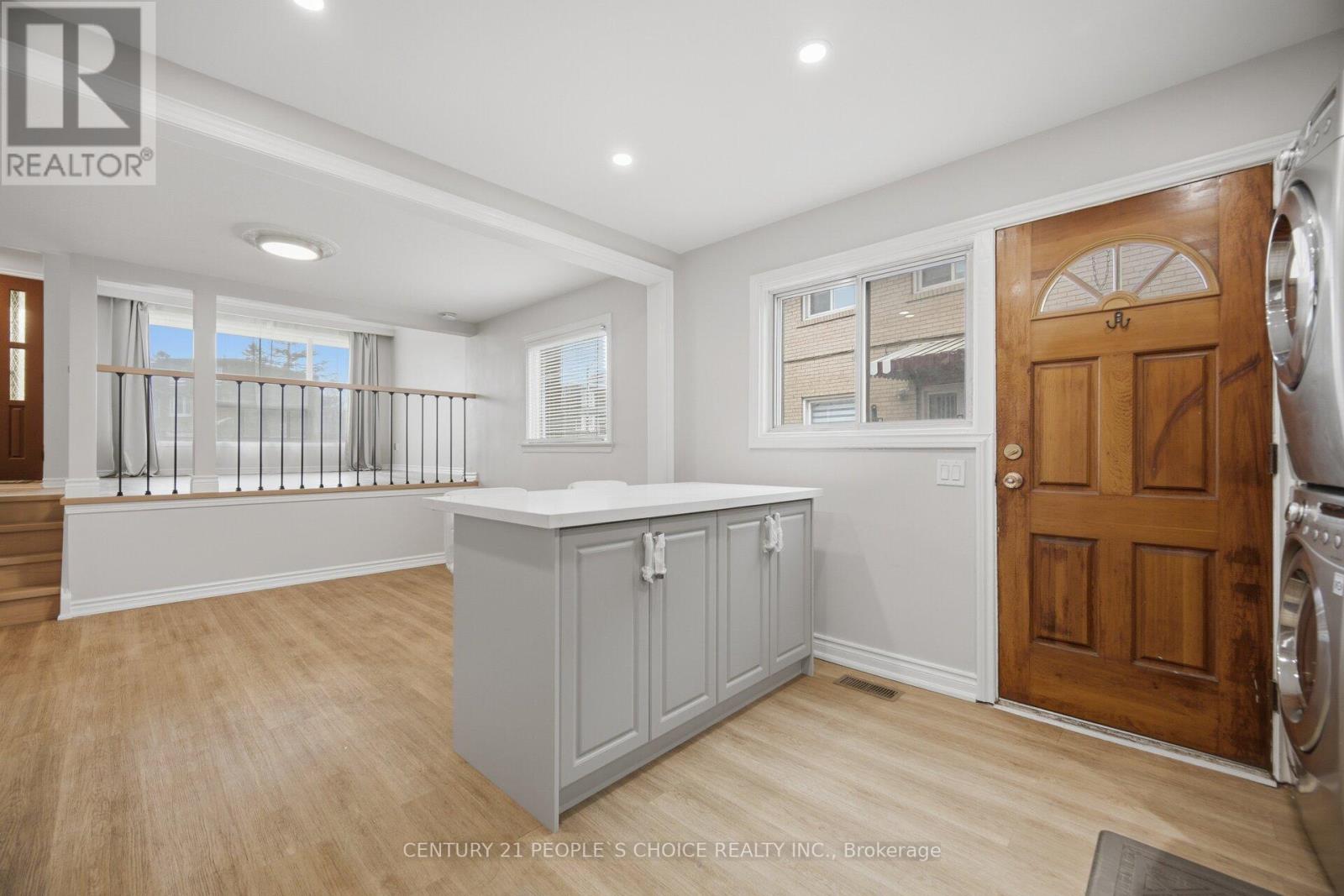 39 Waterbury Drive, Toronto, Ontario  M9R 3Y1 - Photo 20 - W13043440