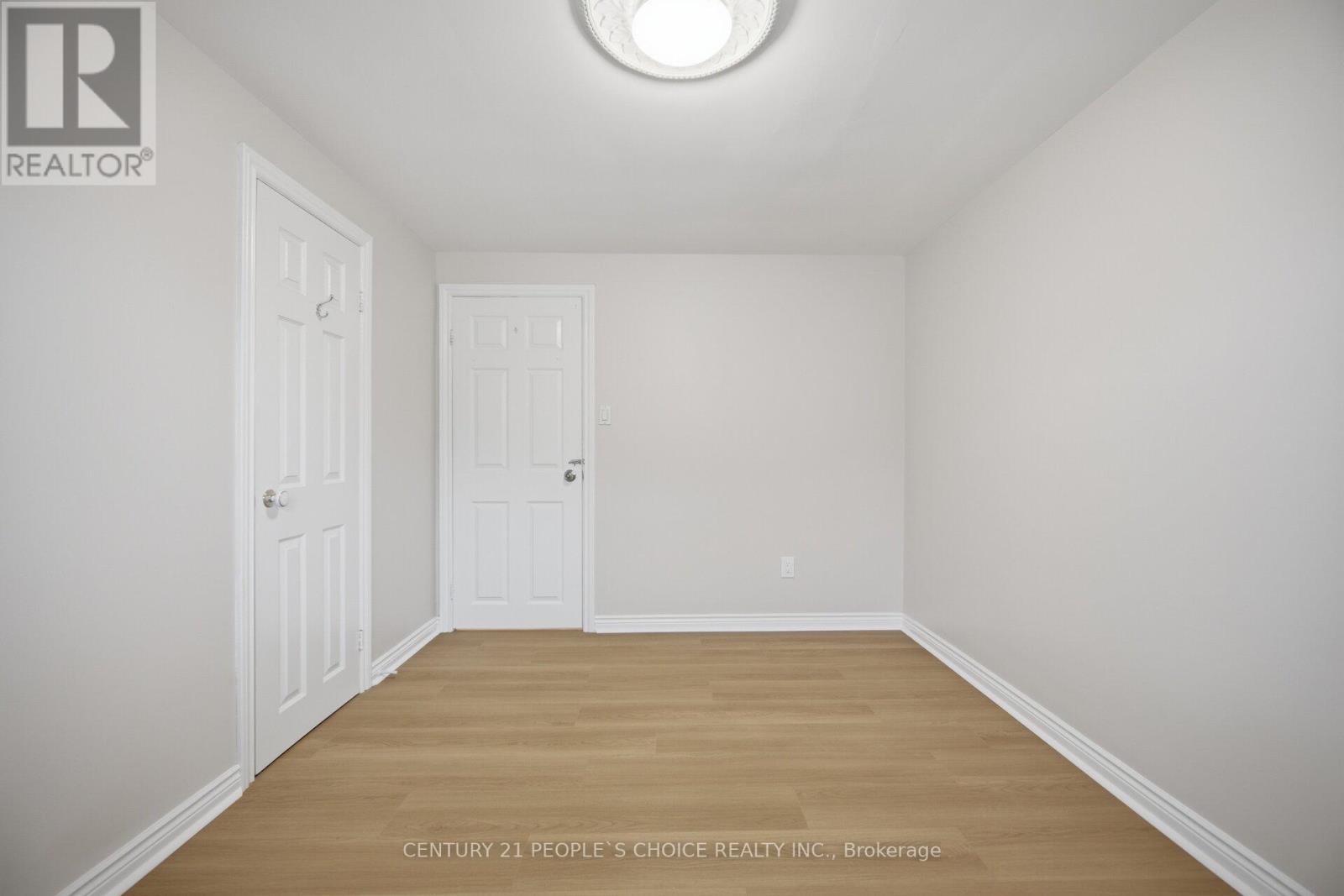 39 Waterbury Drive, Toronto, Ontario  M9R 3Y1 - Photo 27 - W13043440