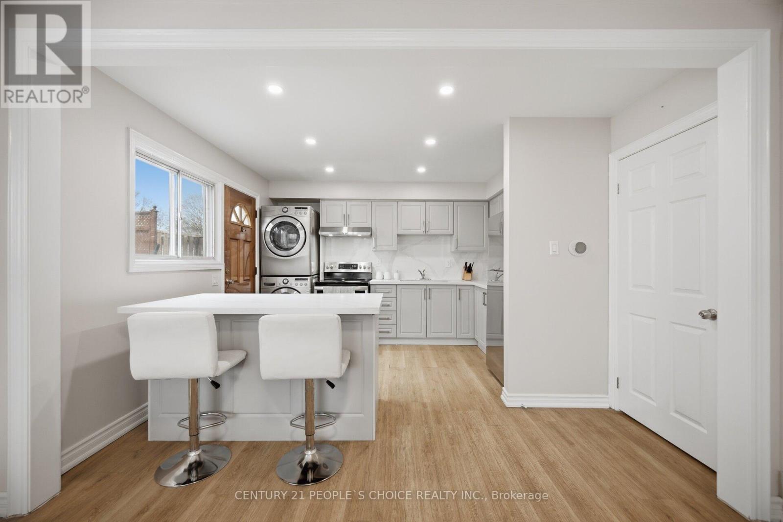 39 Waterbury Drive, Toronto, Ontario  M9R 3Y1 - Photo 18 - W13043440