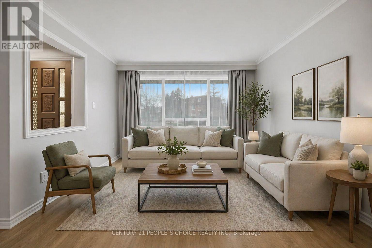 39 Waterbury Drive, Toronto, Ontario  M9R 3Y1 - Photo 4 - W13043440