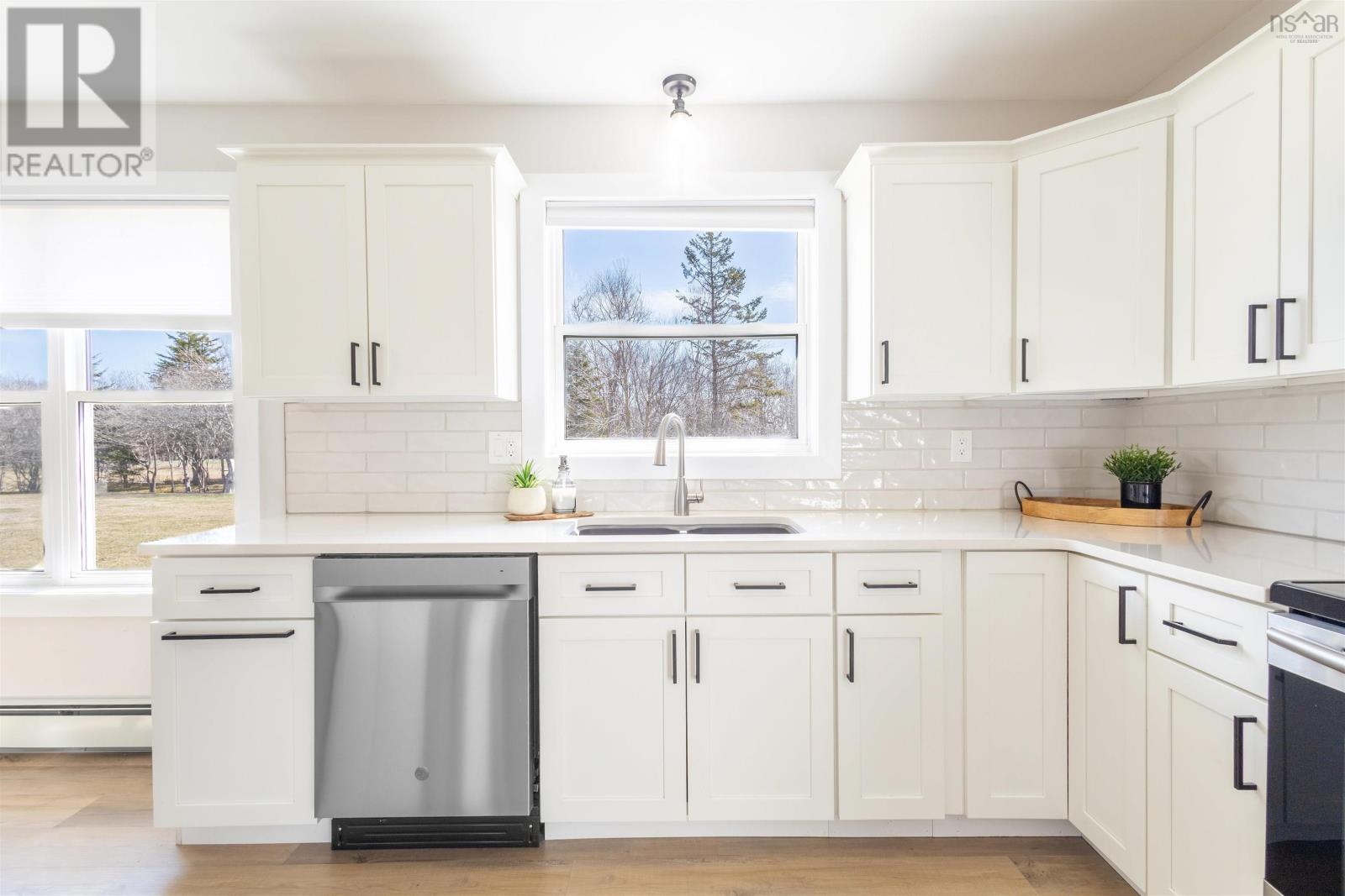 299 Hills Road, Albert Bridge, Nova Scotia  B1K 3E4 - Photo 5 - 202608618