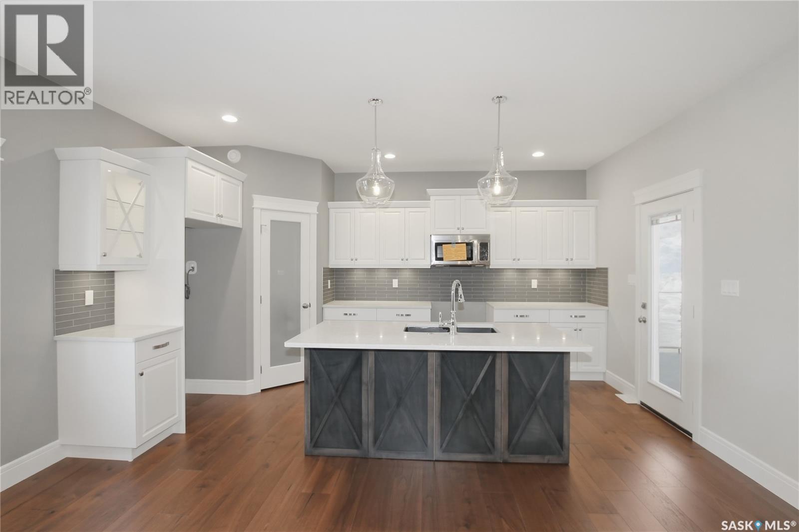 551 6th Avenue Se, Swift Current, Saskatchewan  S9H 3P5 - Photo 8 - SK033327