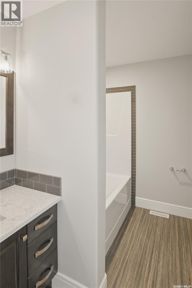 551 6th Avenue Se, Swift Current, Saskatchewan  S9H 3P5 - Photo 24 - SK033327
