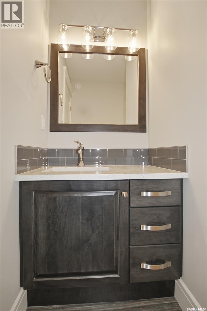 551 6th Avenue Se, Swift Current, Saskatchewan  S9H 3P5 - Photo 25 - SK033327