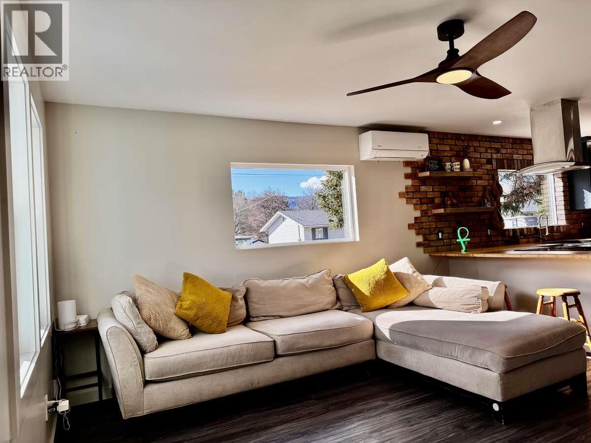 987 Kettle River Drive, Grand Forks, British Columbia  V0H 1H0 - Photo 12 - 10380784