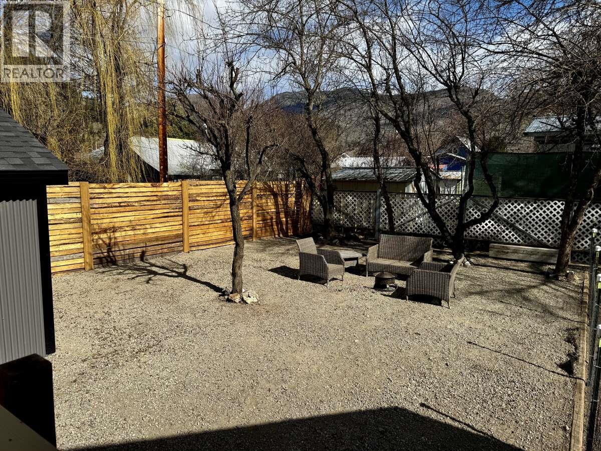 987 Kettle River Drive, Grand Forks, British Columbia  V0H 1H0 - Photo 5 - 10380784