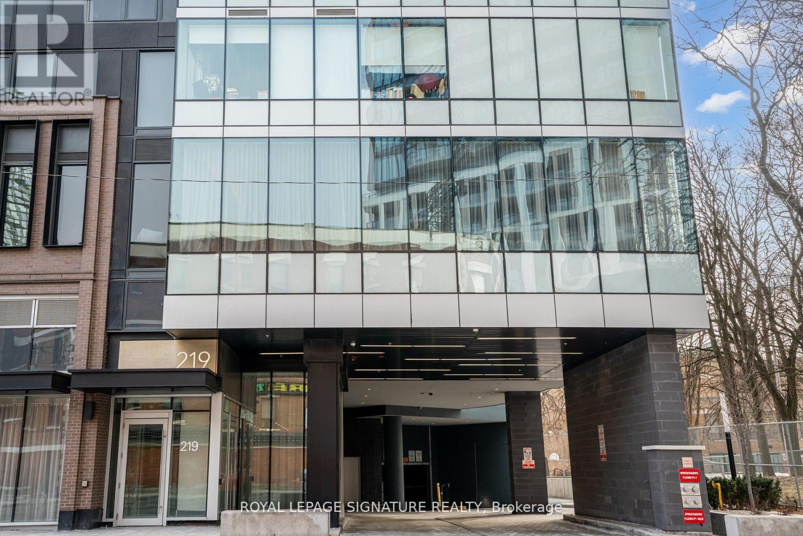 810 - 219 Dundas Street E, Toronto, Ontario  M5A 0V1 - Photo 2 - C13044298