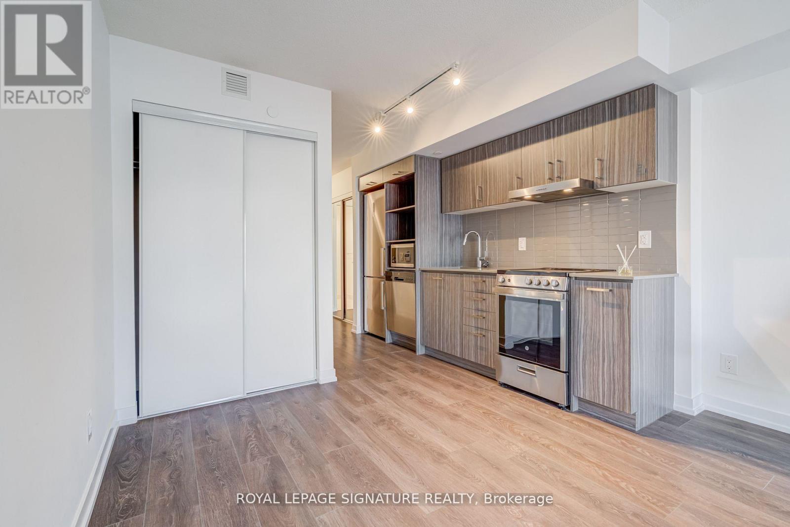 810 - 219 Dundas Street E, Toronto, Ontario  M5A 0V1 - Photo 8 - C13044298