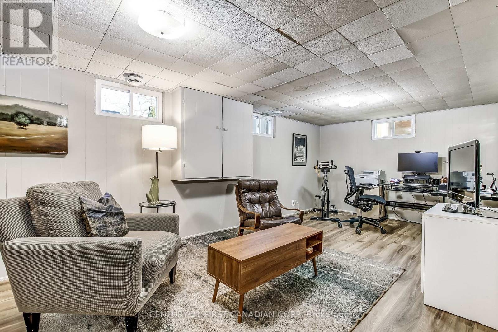 351 Base Line Road W, London South, Ontario  N6J 1W5 - Photo 16 - X13044306