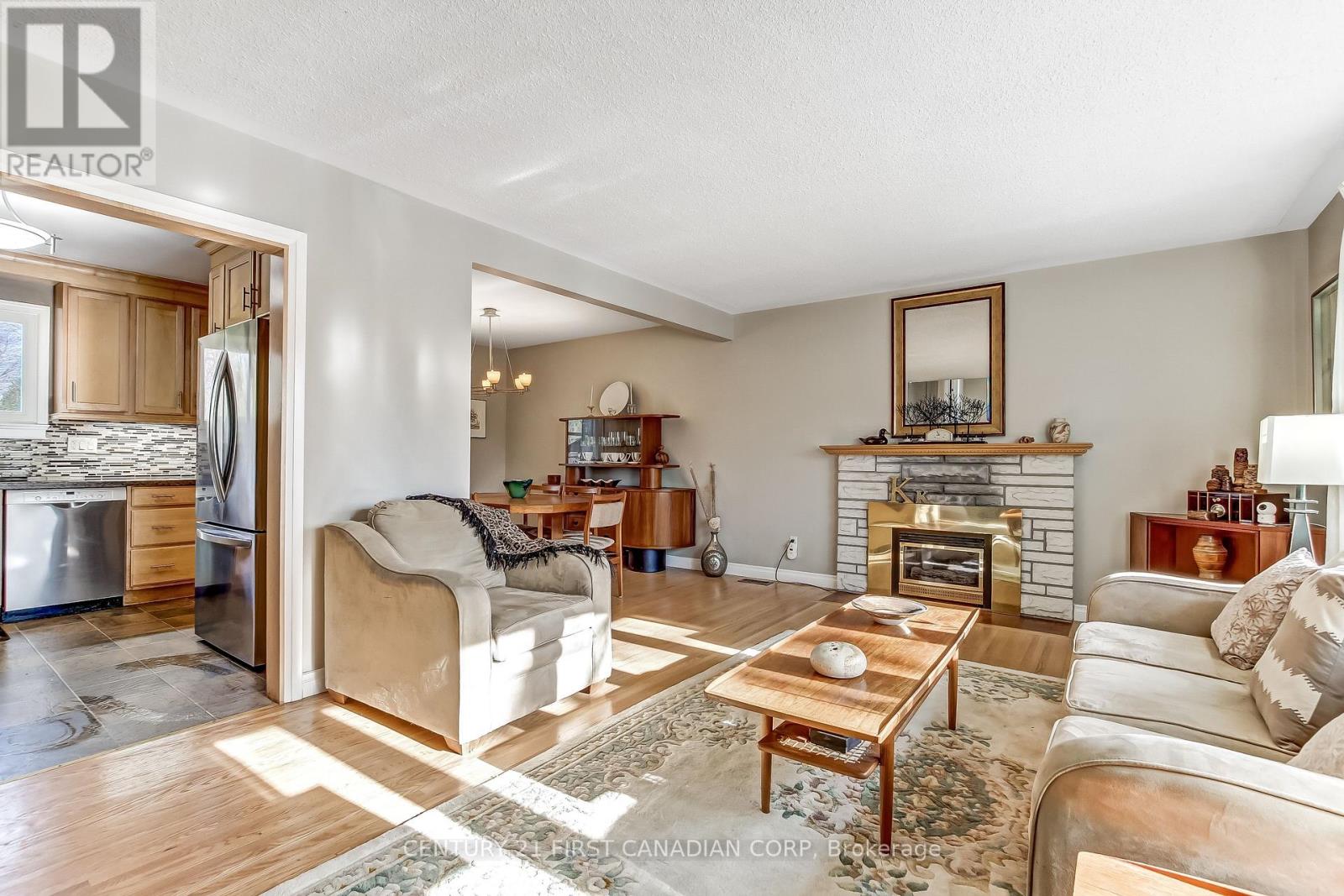 351 Base Line Road W, London South, Ontario  N6J 1W5 - Photo 6 - X13044306