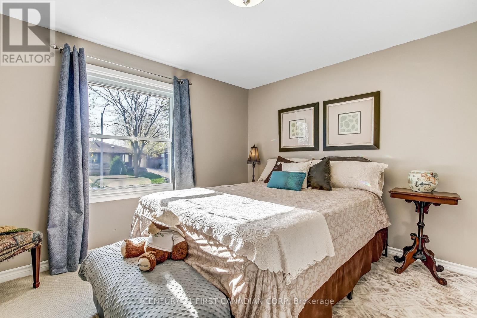 351 Base Line Road W, London South, Ontario  N6J 1W5 - Photo 9 - X13044306