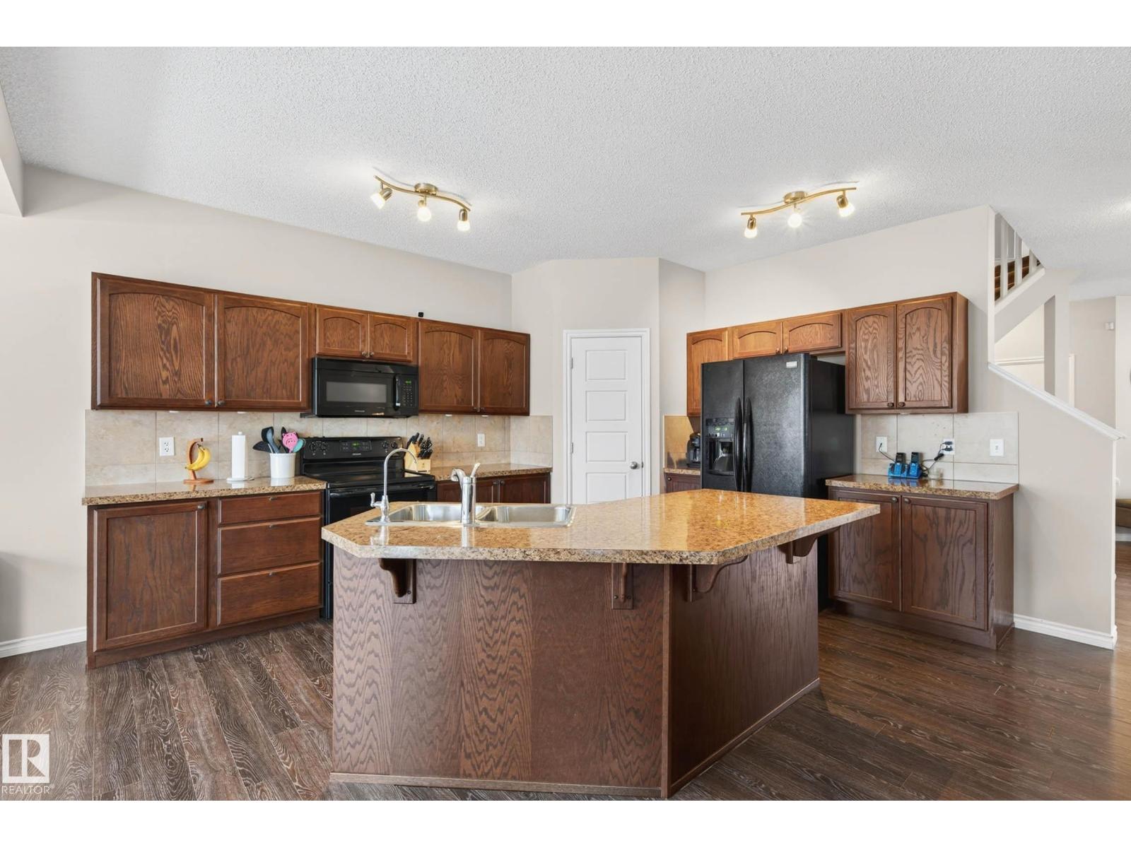 3233 21a Av Nw, Edmonton, Alberta  T6T 0K5 - Photo 10 - E4484232