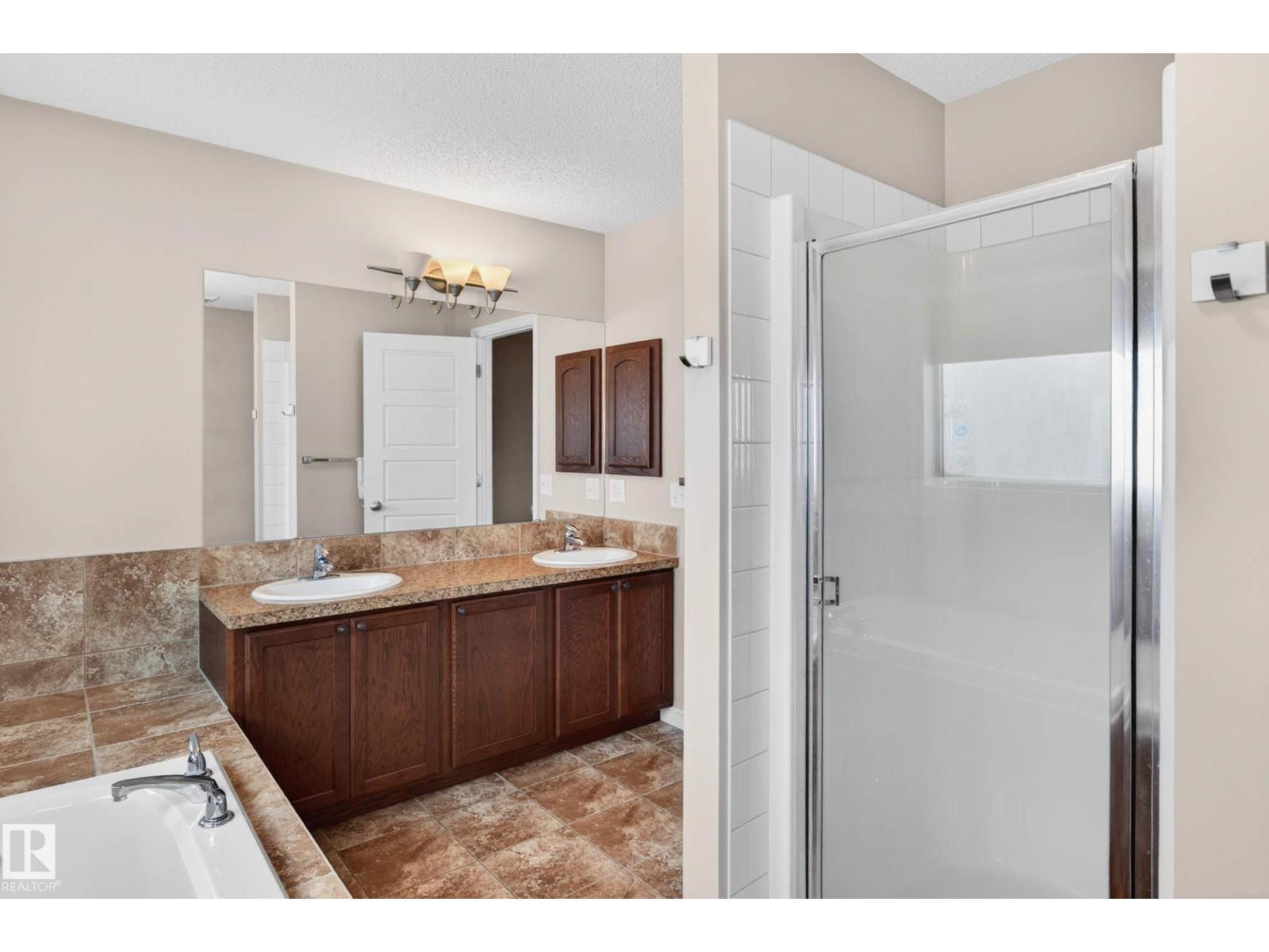 3233 21a Av Nw, Edmonton, Alberta  T6T 0K5 - Photo 25 - E4484232