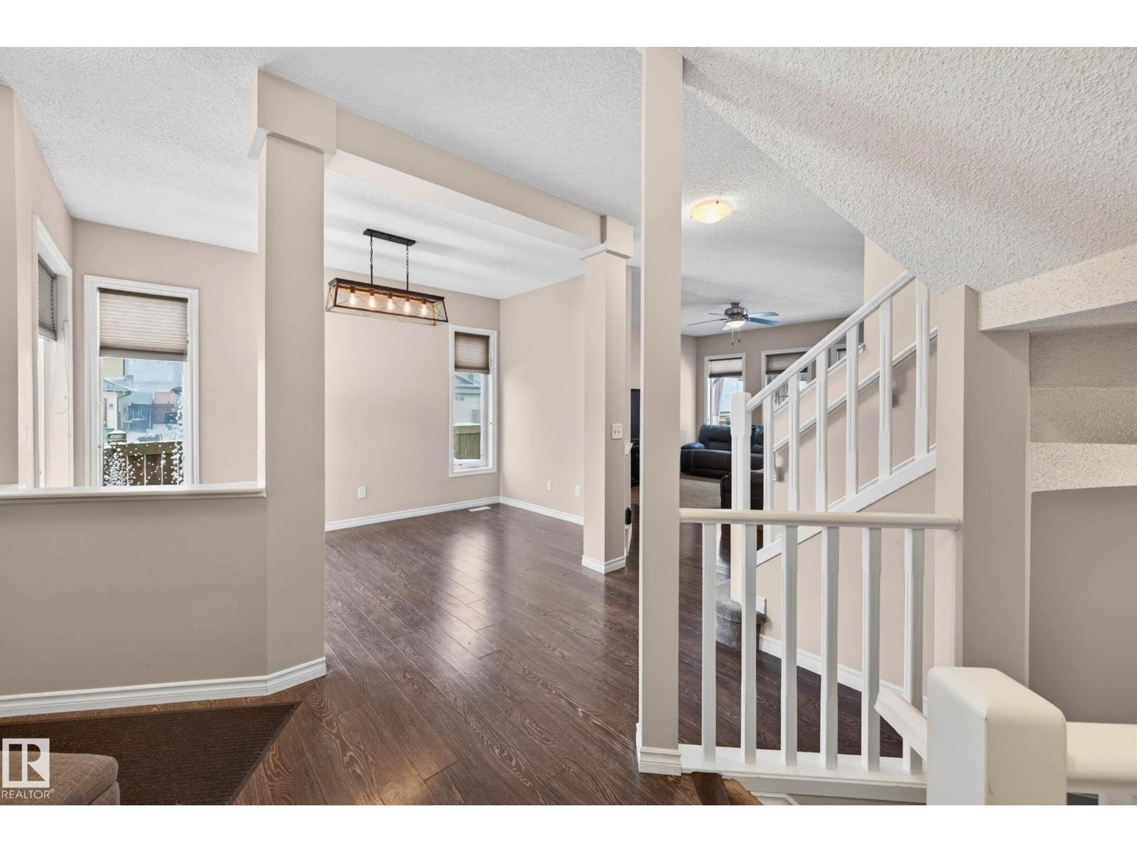 3233 21a Av Nw, Edmonton, Alberta  T6T 0K5 - Photo 4 - E4484232