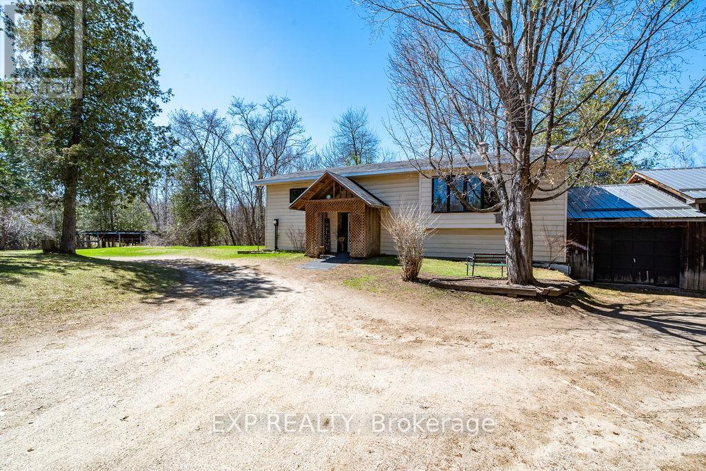 554 Mill Street, Greater Madawaska, Ontario  K0J 1H0 - Photo 2 - X13044300