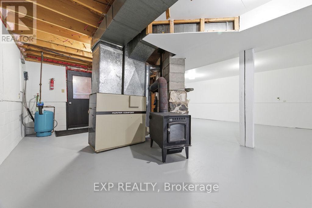 554 Mill Street, Greater Madawaska, Ontario  K0J 1H0 - Photo 40 - X13044300