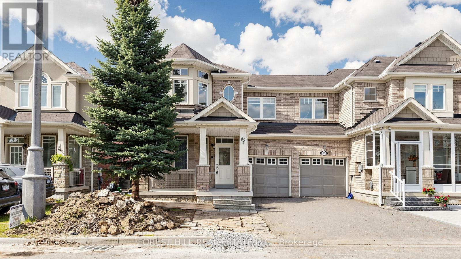 85 Shirrick Drive, Richmond Hill, Ontario  L4E 0B7 - Photo 2 - N13040088