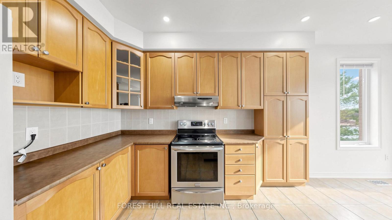 85 Shirrick Drive, Richmond Hill, Ontario  L4E 0B7 - Photo 13 - N13040088