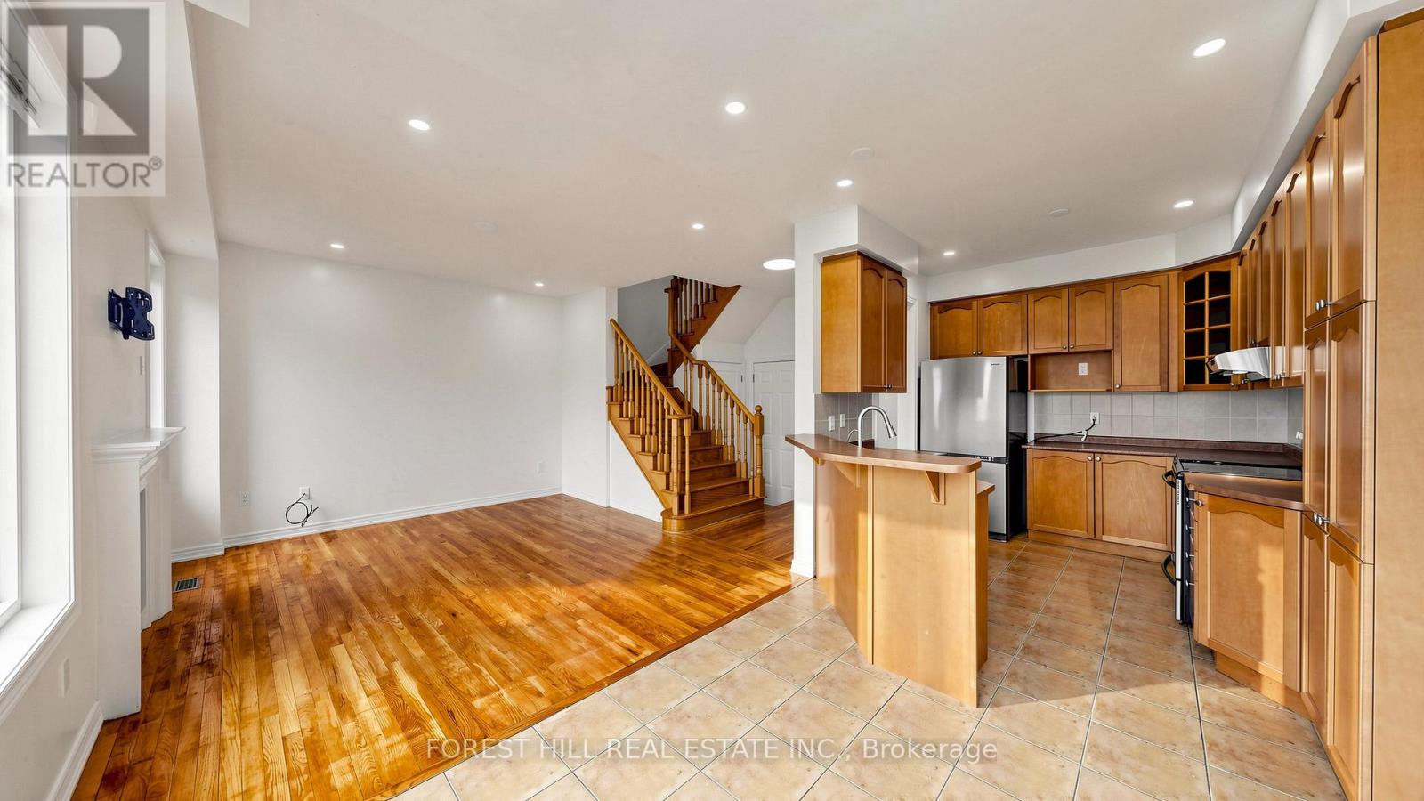 85 Shirrick Drive, Richmond Hill, Ontario  L4E 0B7 - Photo 18 - N13040088