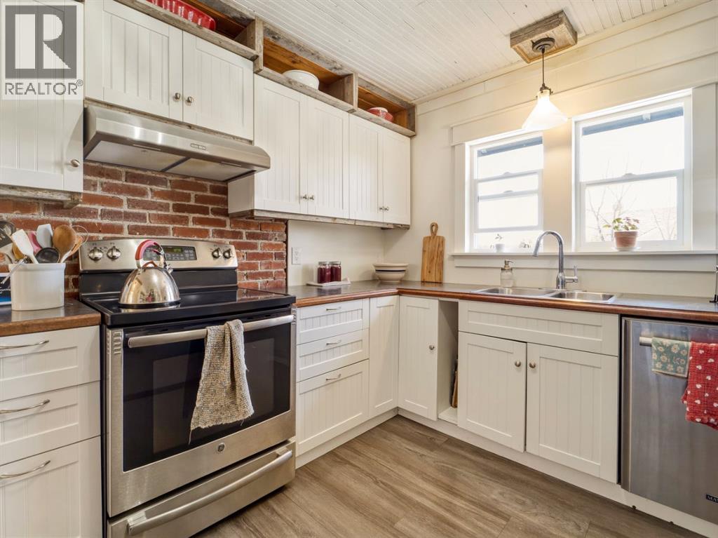 177 1 Street W, Cardston, Alberta  T0K 0K0 - Photo 11 - A2303937