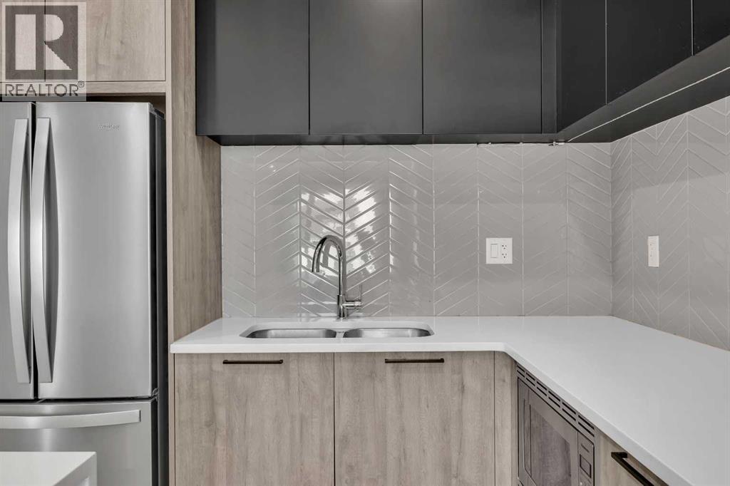 310, 4160 Norford Avenue Nw, Calgary, Alberta  T3B 6L8 - Photo 6 - A2301585