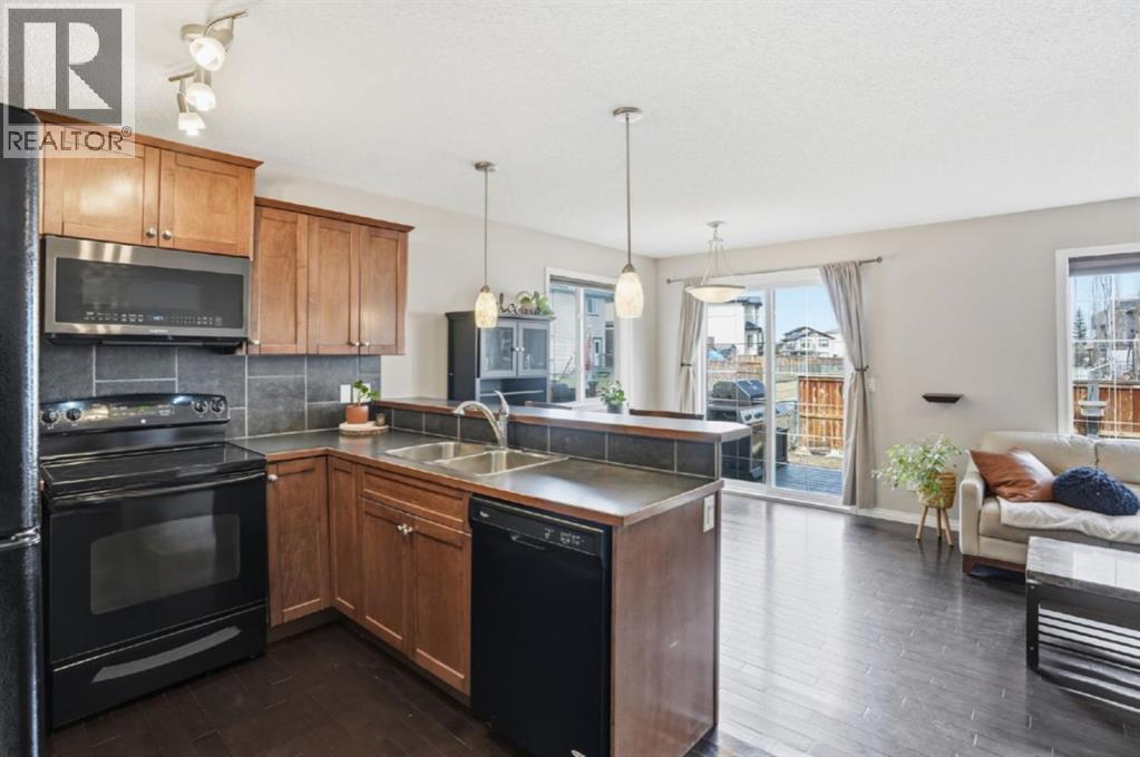 149 Canals Circle SW, Airdrie, Alberta  T4B 3E8 - Photo 7 - A2302191