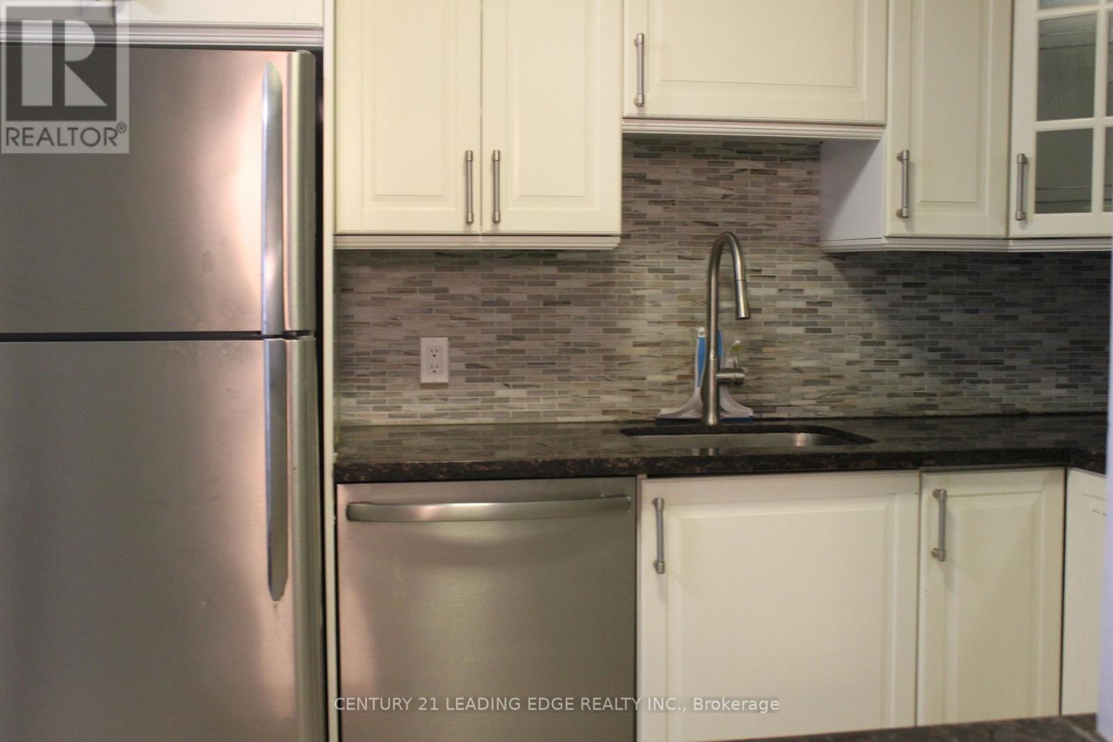 1806 - 25 Trailwood Drive, Mississauga, Ontario  L4Z 3K9 - Photo 14 - W13042878