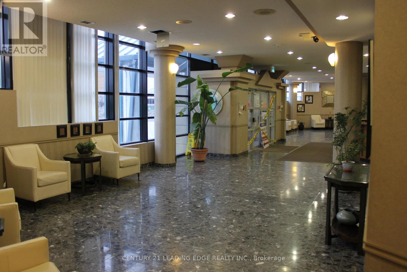 1806 - 25 Trailwood Drive, Mississauga, Ontario  L4Z 3K9 - Photo 4 - W13042878