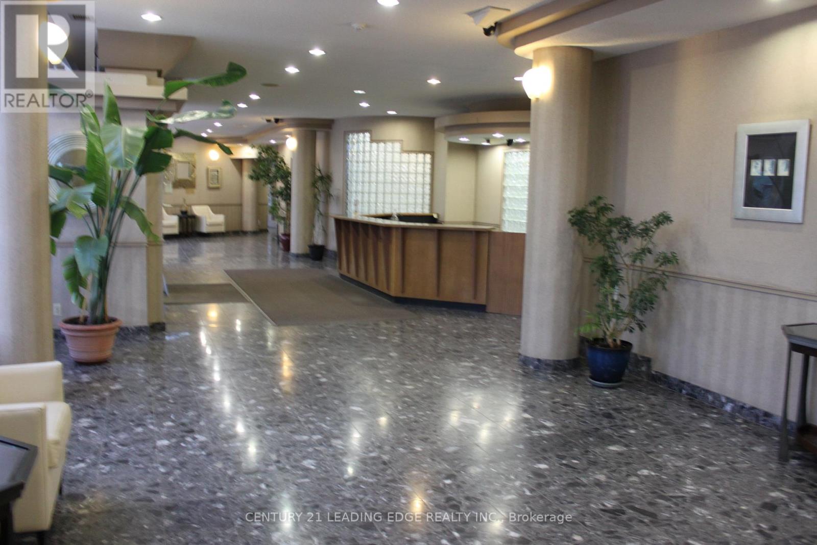 1806 - 25 Trailwood Drive, Mississauga, Ontario  L4Z 3K9 - Photo 5 - W13042878