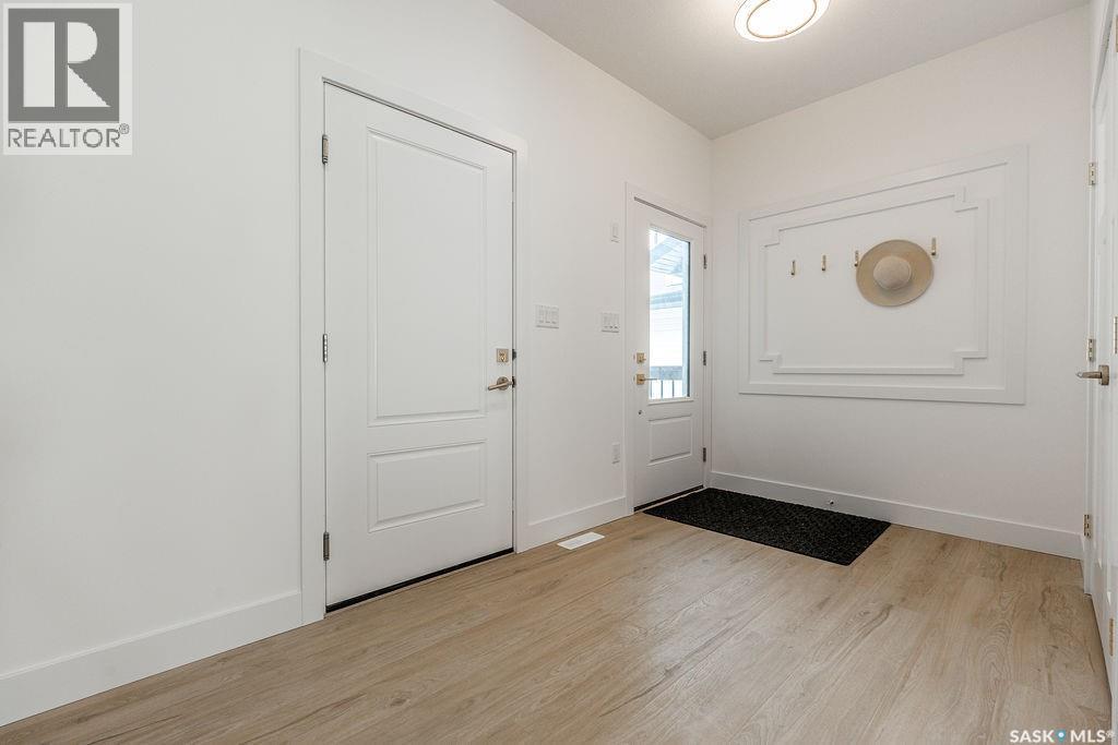 307 Sharma Crescent, Saskatoon, Saskatchewan  S7W 1J1 - Photo 3 - SK031951