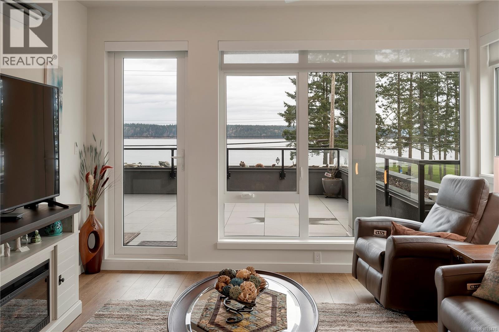 204 684 Island Hwy S, Campbell River, British Columbia  V9W 1A6 - Photo 8 - 1033478