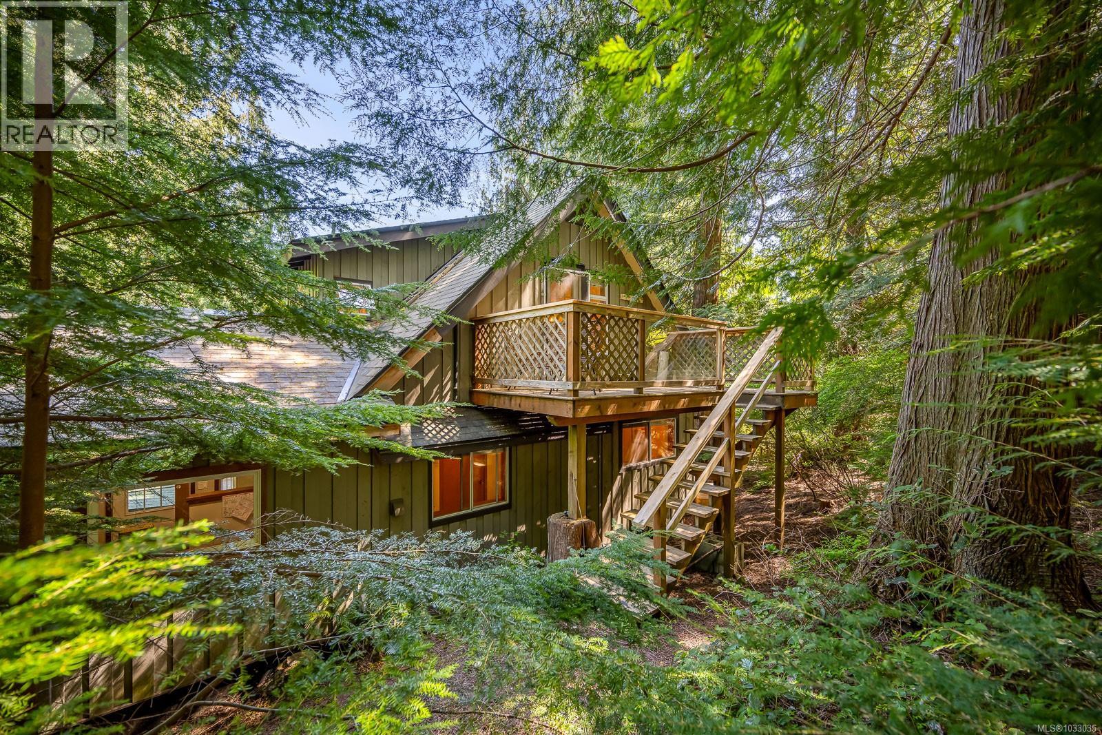 833 Austin Dr, Cortes Island, British Columbia  V0P 1K0 - Photo 35 - 1033035