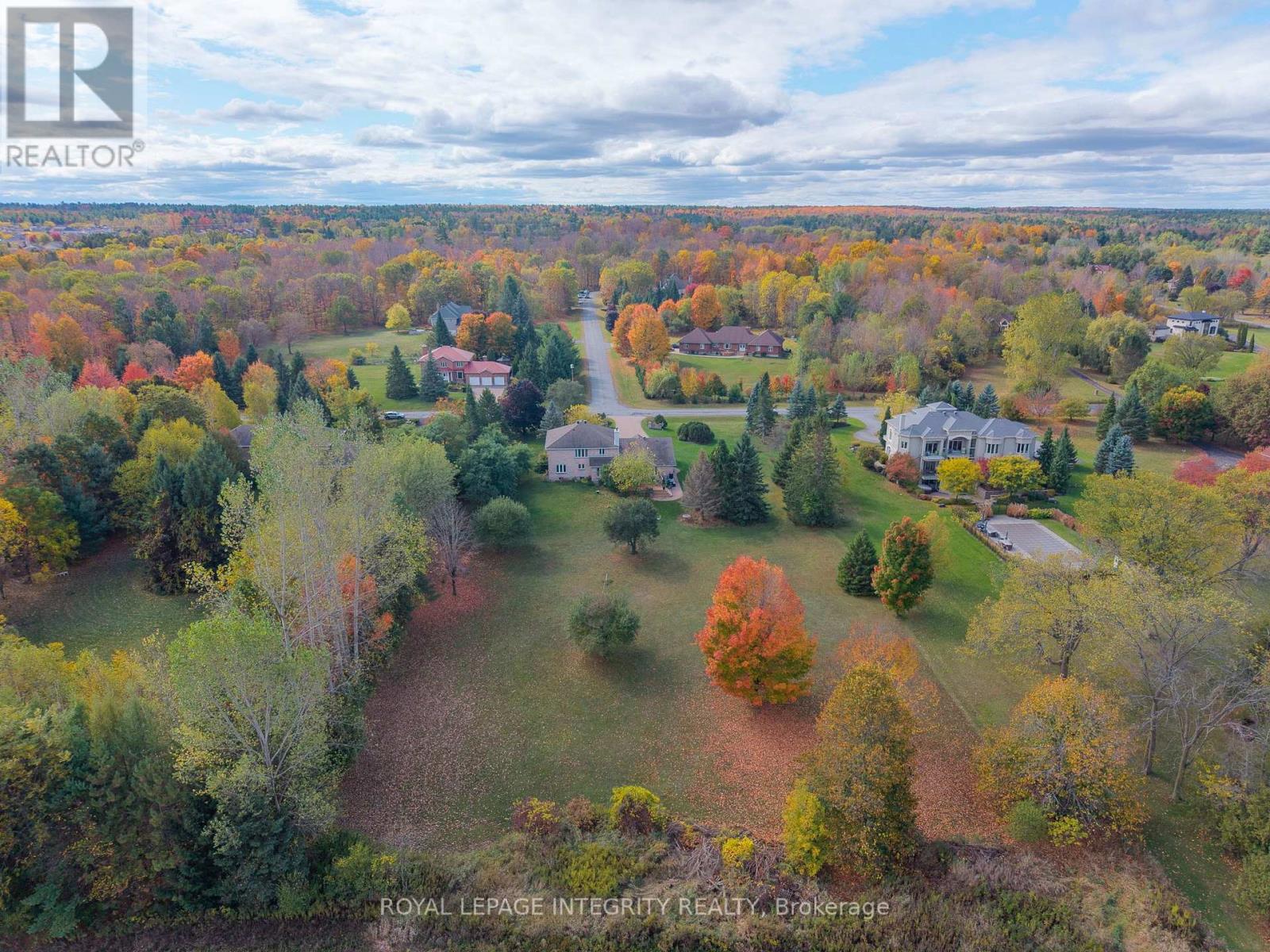 6 Marchbrook Circle, Ottawa, Ontario  K2W 1A1 - Photo 2 - X13003380