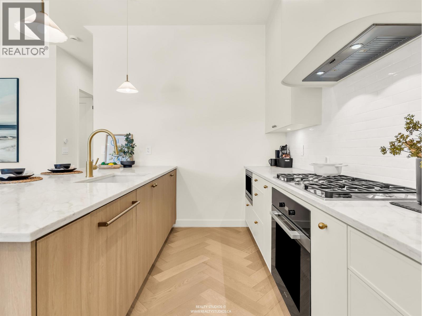 1 2043 W 45th Avenue, Vancouver, British Columbia  V6M 2H8 - Photo 11 - R3115795