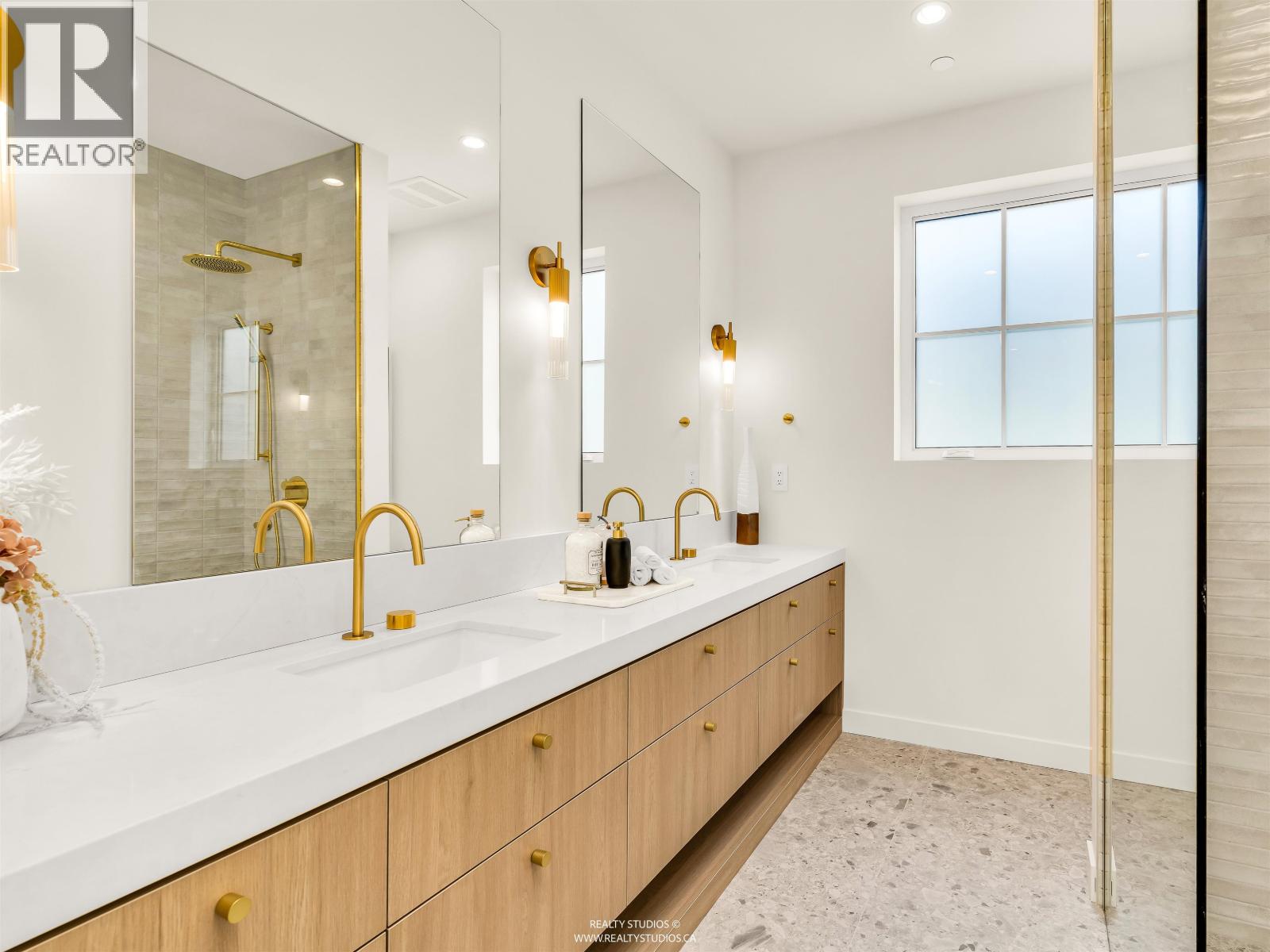 1 2043 W 45th Avenue, Vancouver, British Columbia  V6M 2H8 - Photo 19 - R3115795