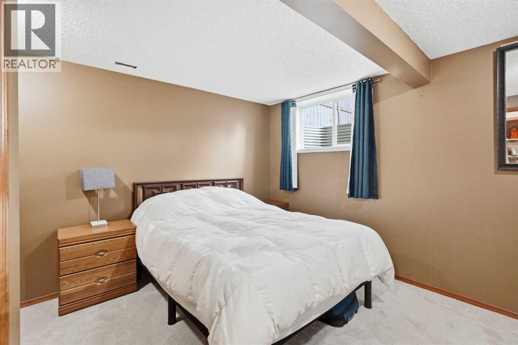 138 Midcrest Crescent SE, Calgary, Alberta  T2X 1B6 - Photo 24 - A2304491