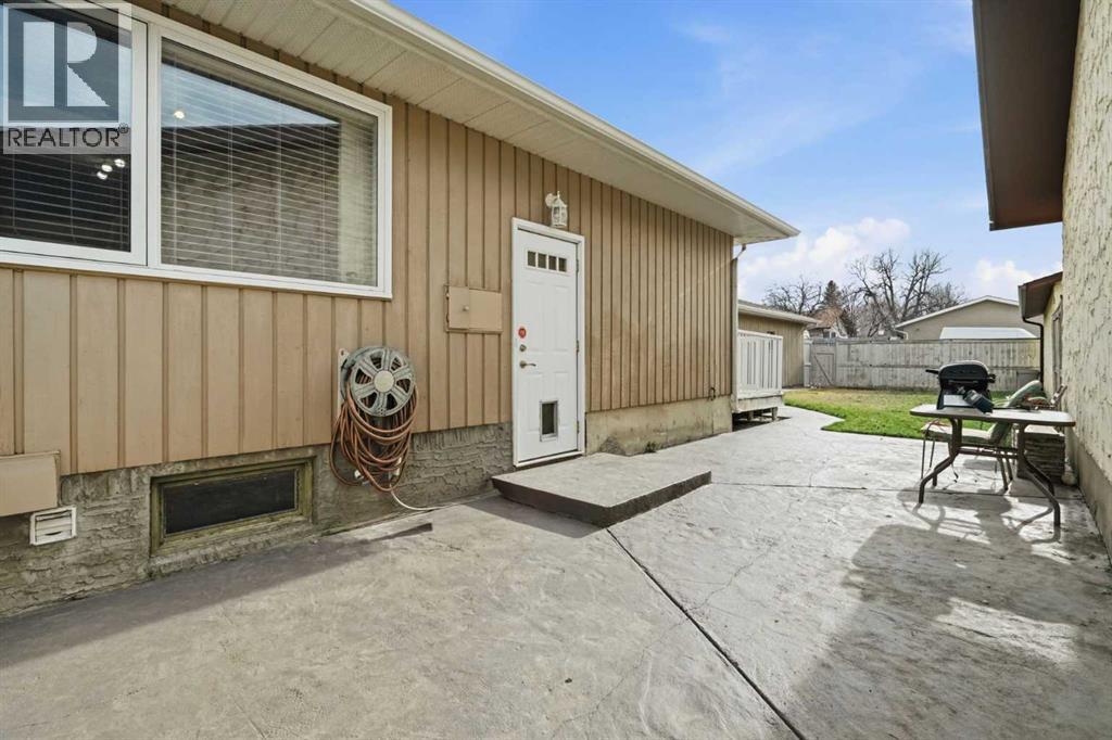 138 Midcrest Crescent SE, Calgary, Alberta  T2X 1B6 - Photo 30 - A2304491