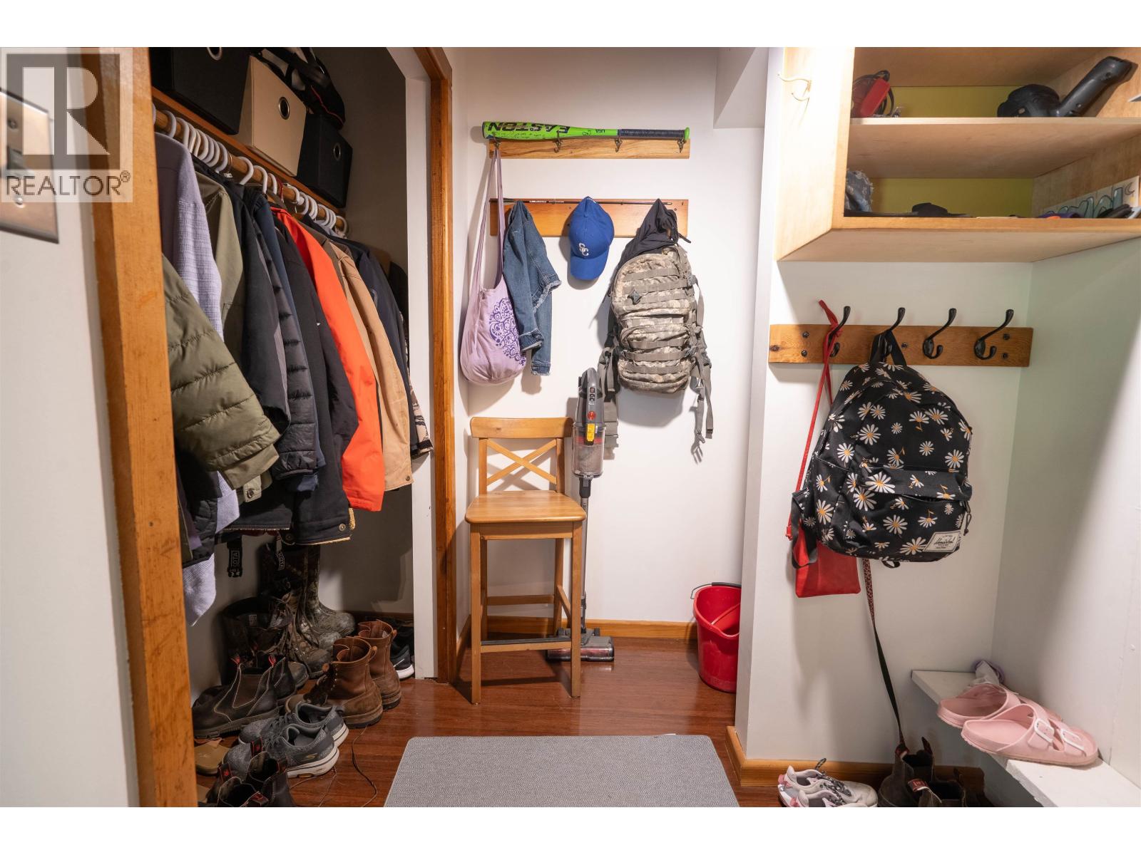 2931 Grauman Road, Roberts Creek, British Columbia  V0N 2W1 - Photo 10 - R3115796