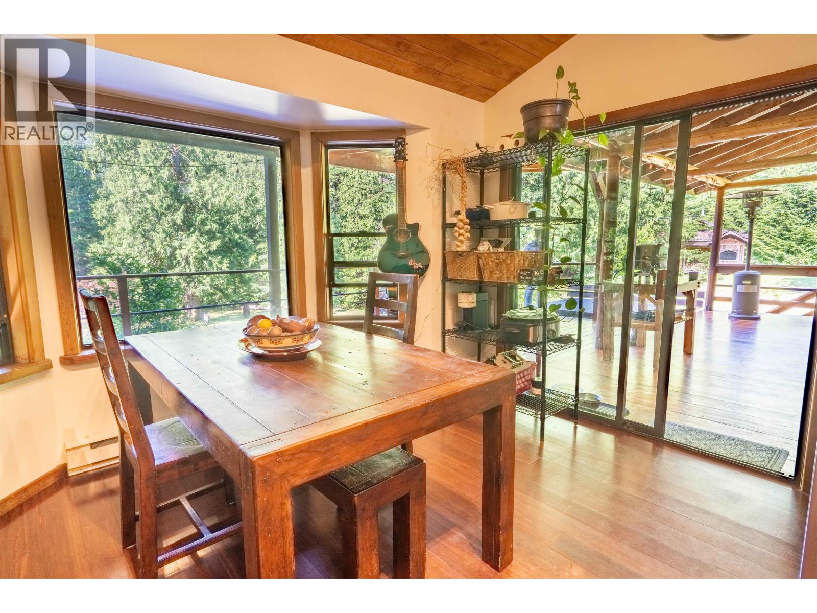 2931 Grauman Road, Roberts Creek, British Columbia  V0N 2W1 - Photo 20 - R3115796