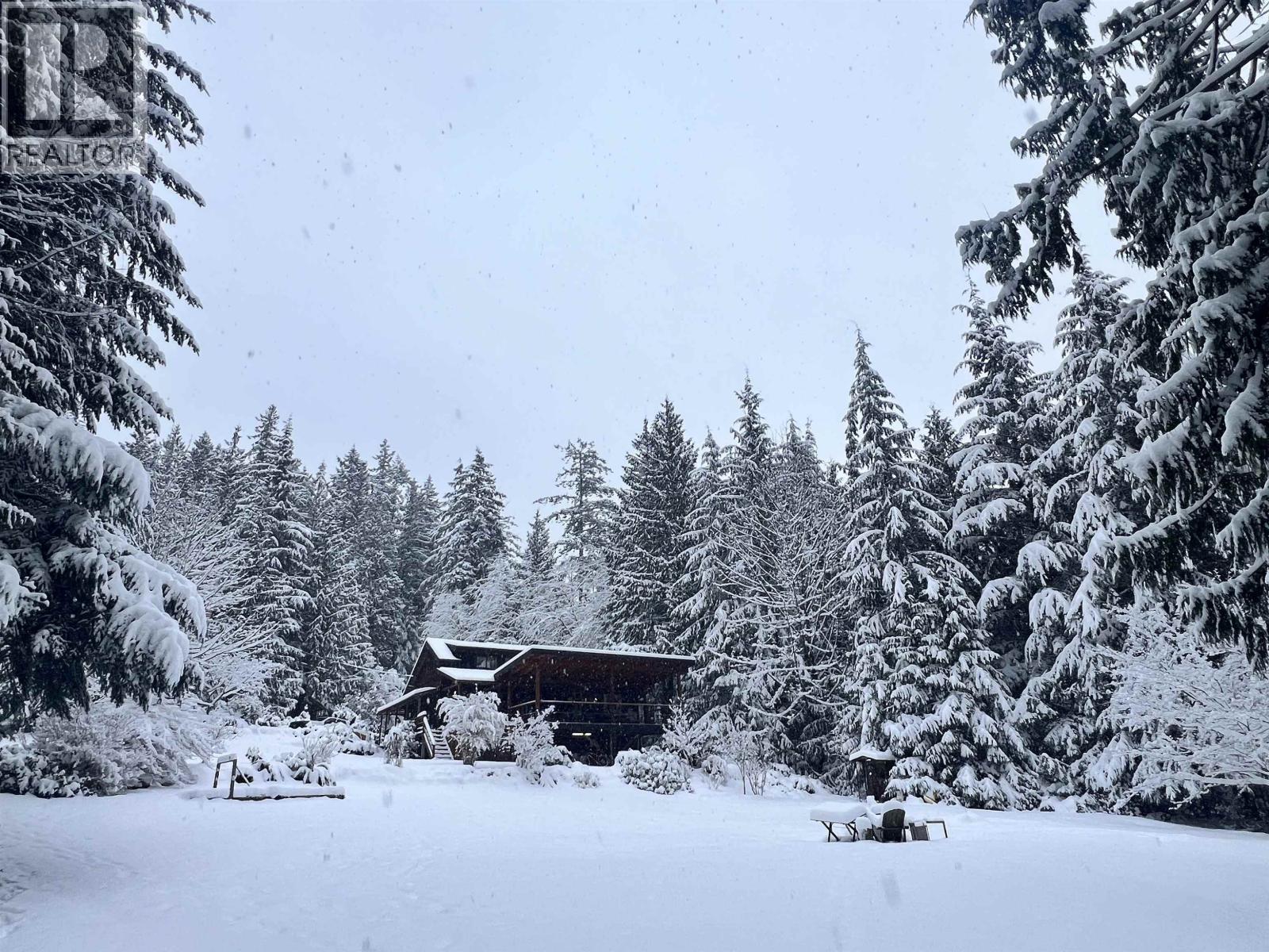 2931 Grauman Road, Roberts Creek, British Columbia  V0N 2W1 - Photo 29 - R3115796