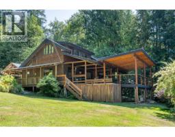 2931 GRAUMAN ROAD, Roberts Creek, British Columbia