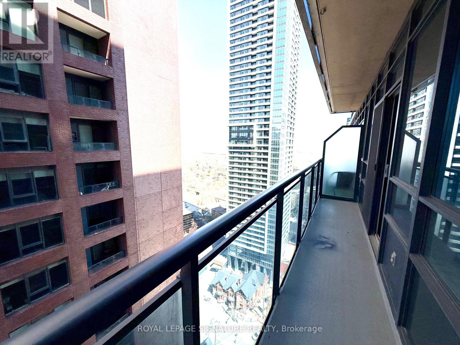 2301 - 28 Linden Street, Toronto, Ontario  M4Y 0A4 - Photo 13 - C13044388