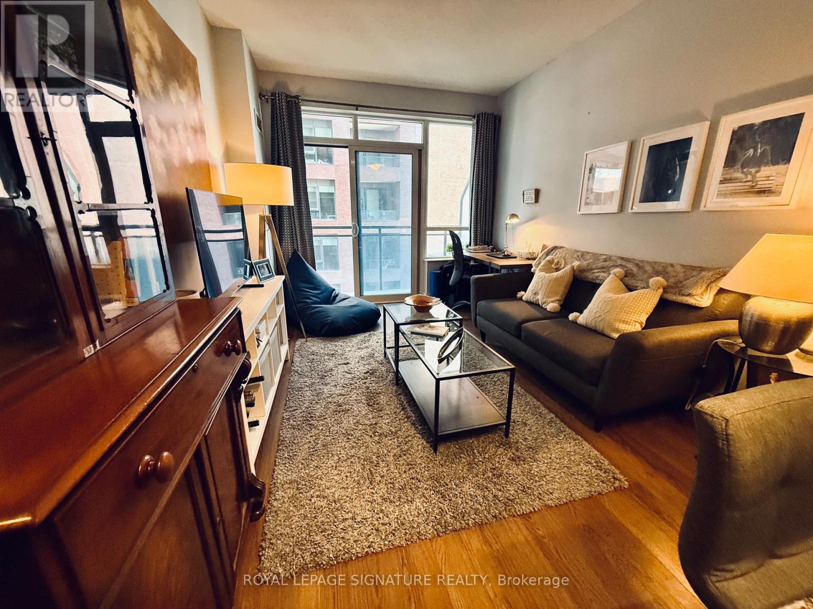 2301 - 28 Linden Street, Toronto, Ontario  M4Y 0A4 - Photo 2 - C13044388